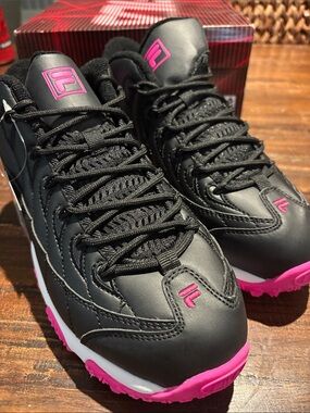 Fila Black Sneakers with Pink Details Snake dancer wide USA 5 shoe